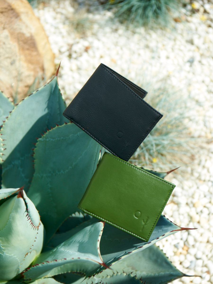 'Aztec' Flip Wallet Cactus Leather - Black  | Texcoco Collective