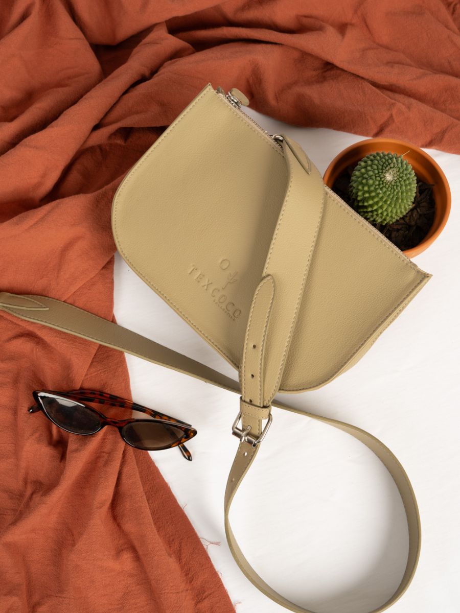 Cactus Leather 'Leon' Cross Body Bag - Beige | Texcoco
